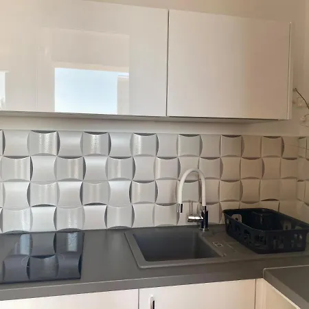 Luxury Marinovic Vendégház 3*