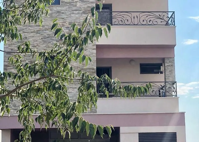 Luxury Marinovic 게스트하우스 3*